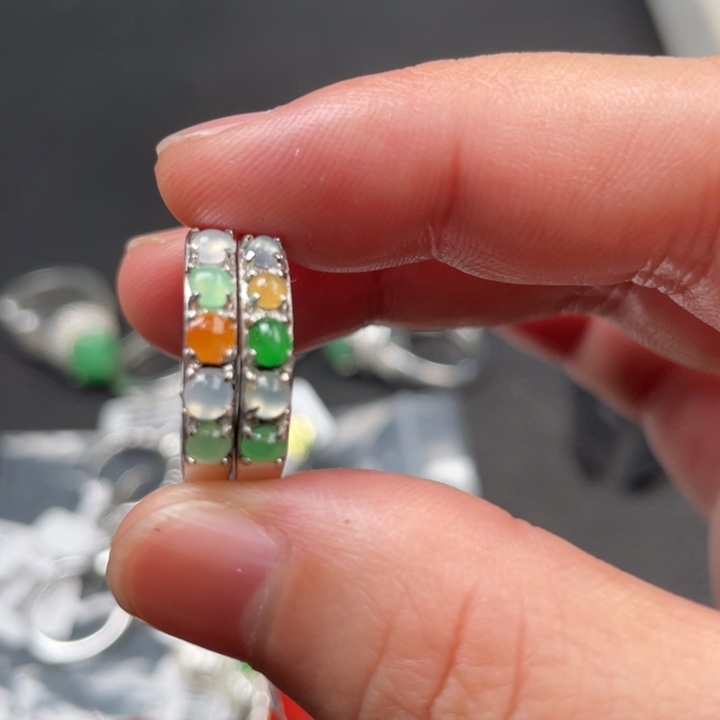 翡翠未镶嵌戒指缅甸天然翡翠