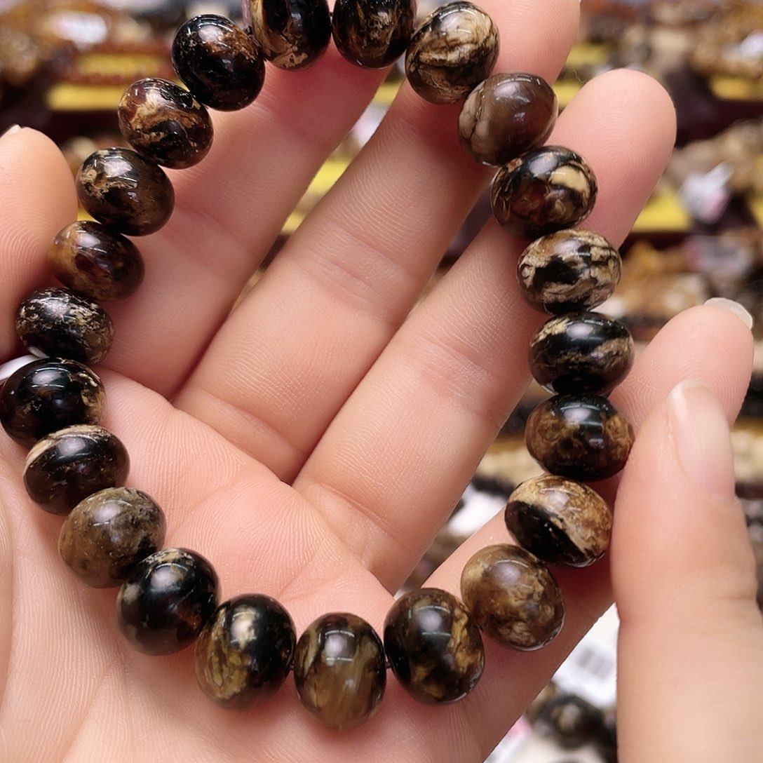 琥珀裸石未镶嵌十一70383