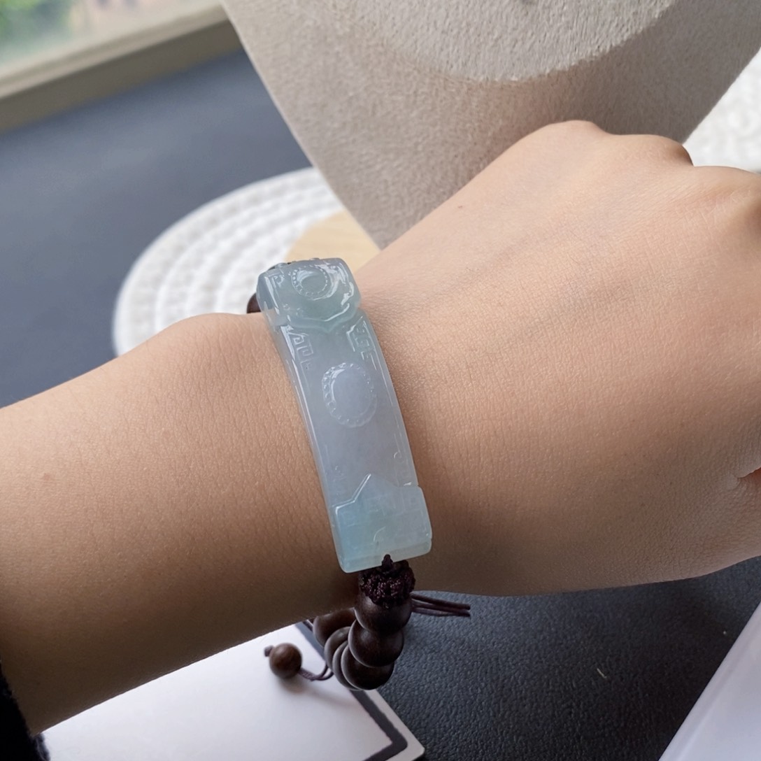 未镶嵌定制翡翠手牌