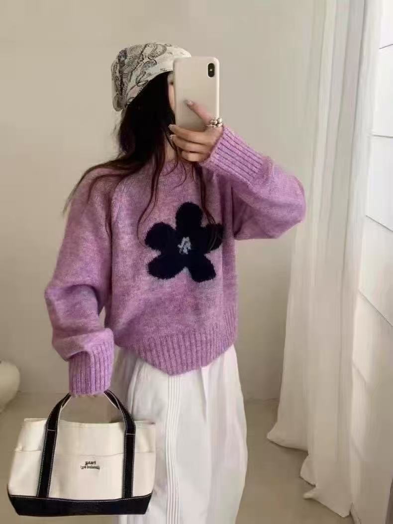 秋冬新款韩系软糯慵懒风宽松圆领针织衫花朵提花套头毛衣女