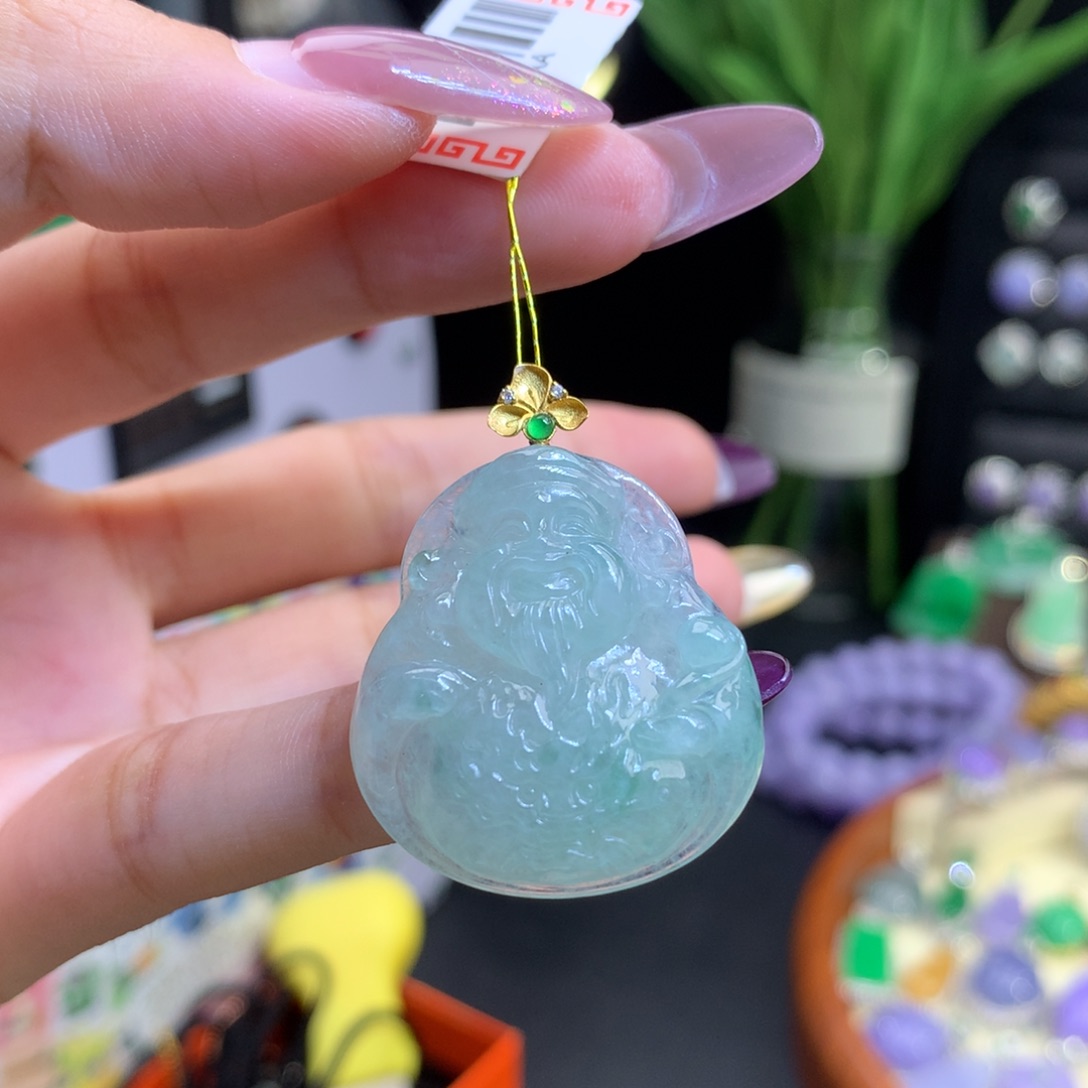 翡翠18K金镶嵌颈饰