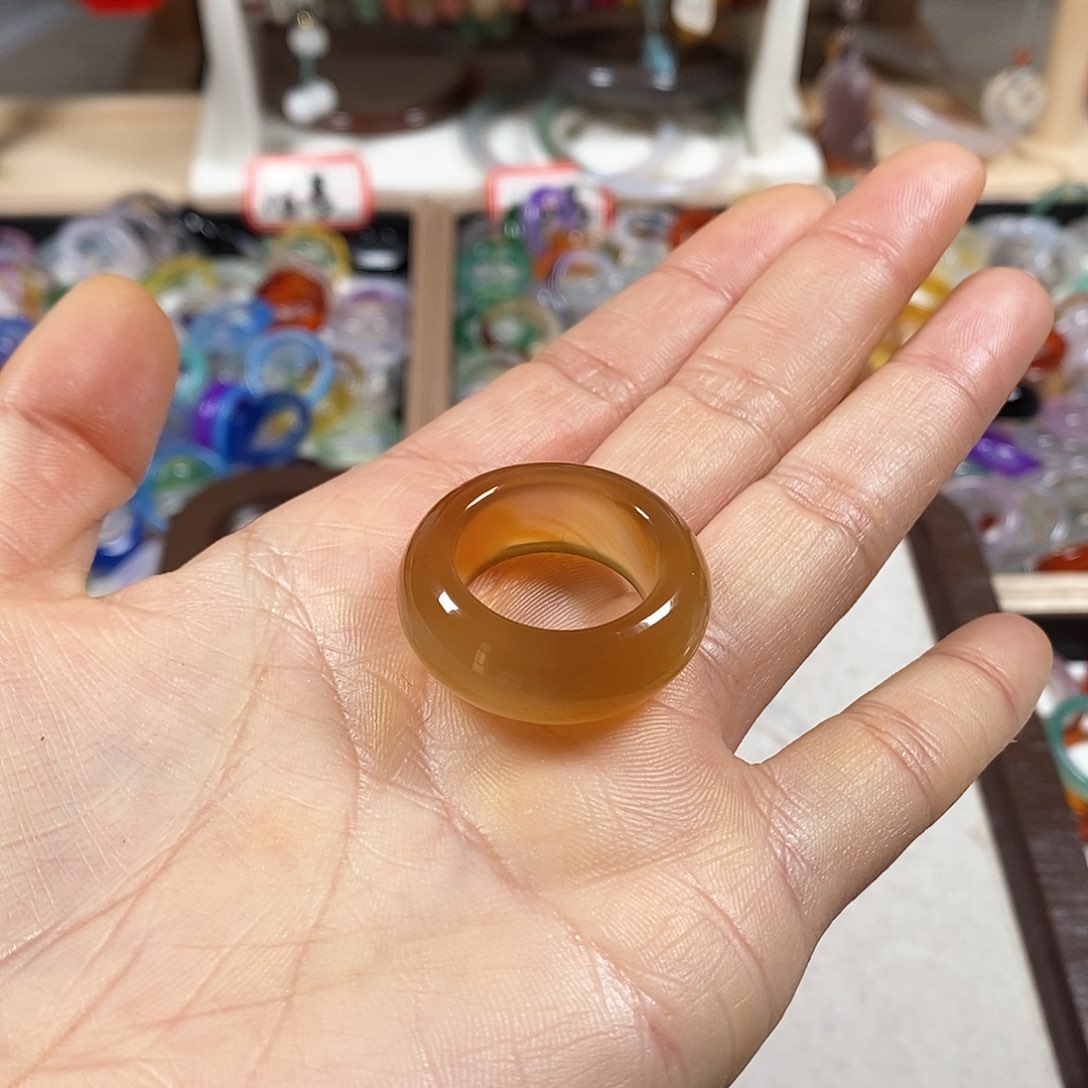 玛瑙/玉髓戒指未镶嵌金**女