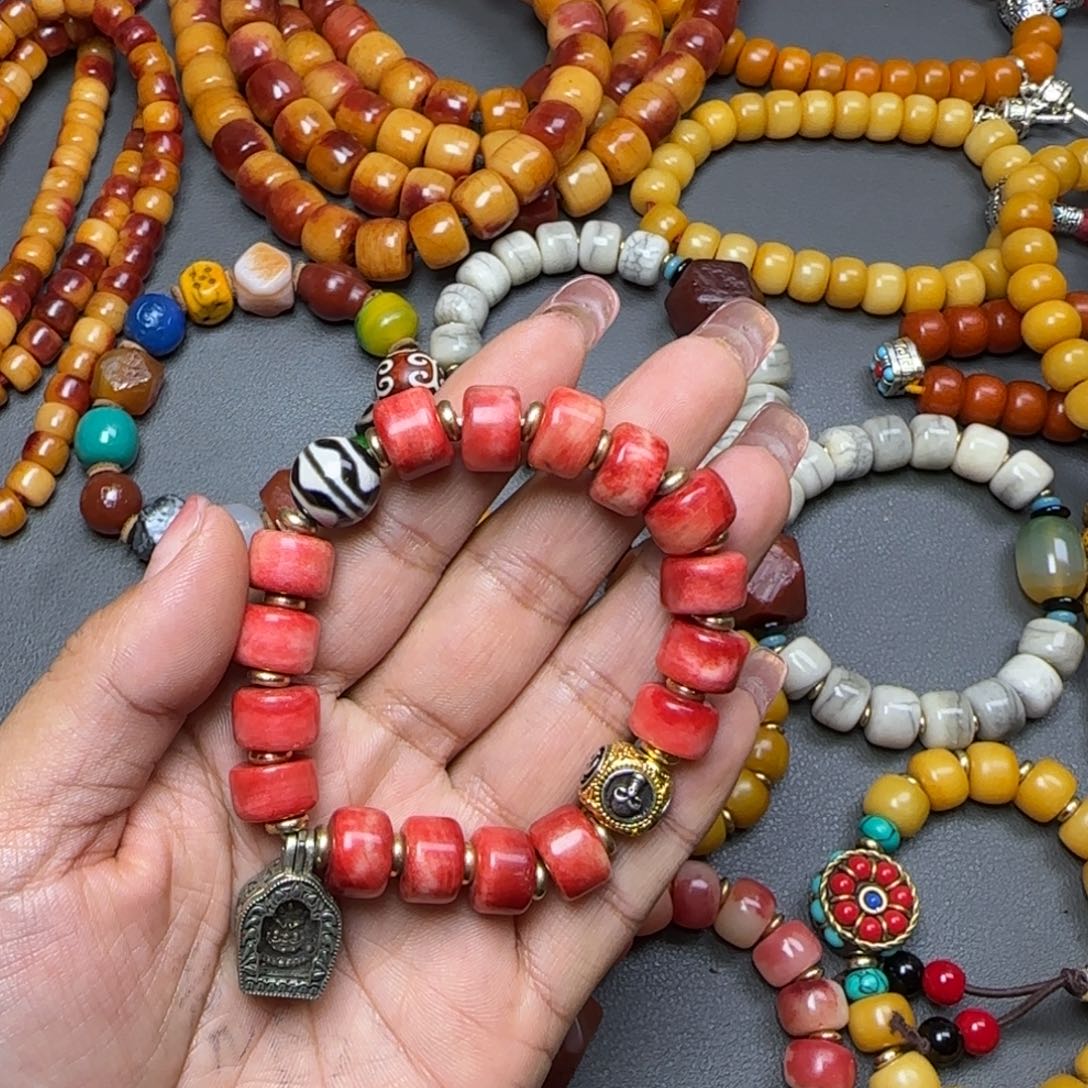 泥塑珊藏式风格设计风格