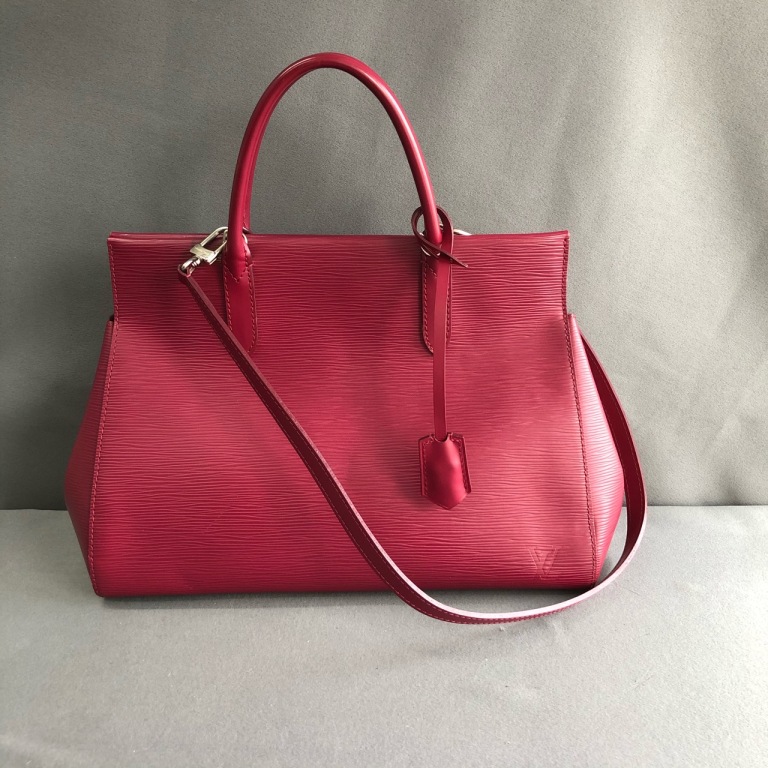 95新 LV 拾锦奢品 LV玫红色epi水波纹marly手提单肩包 