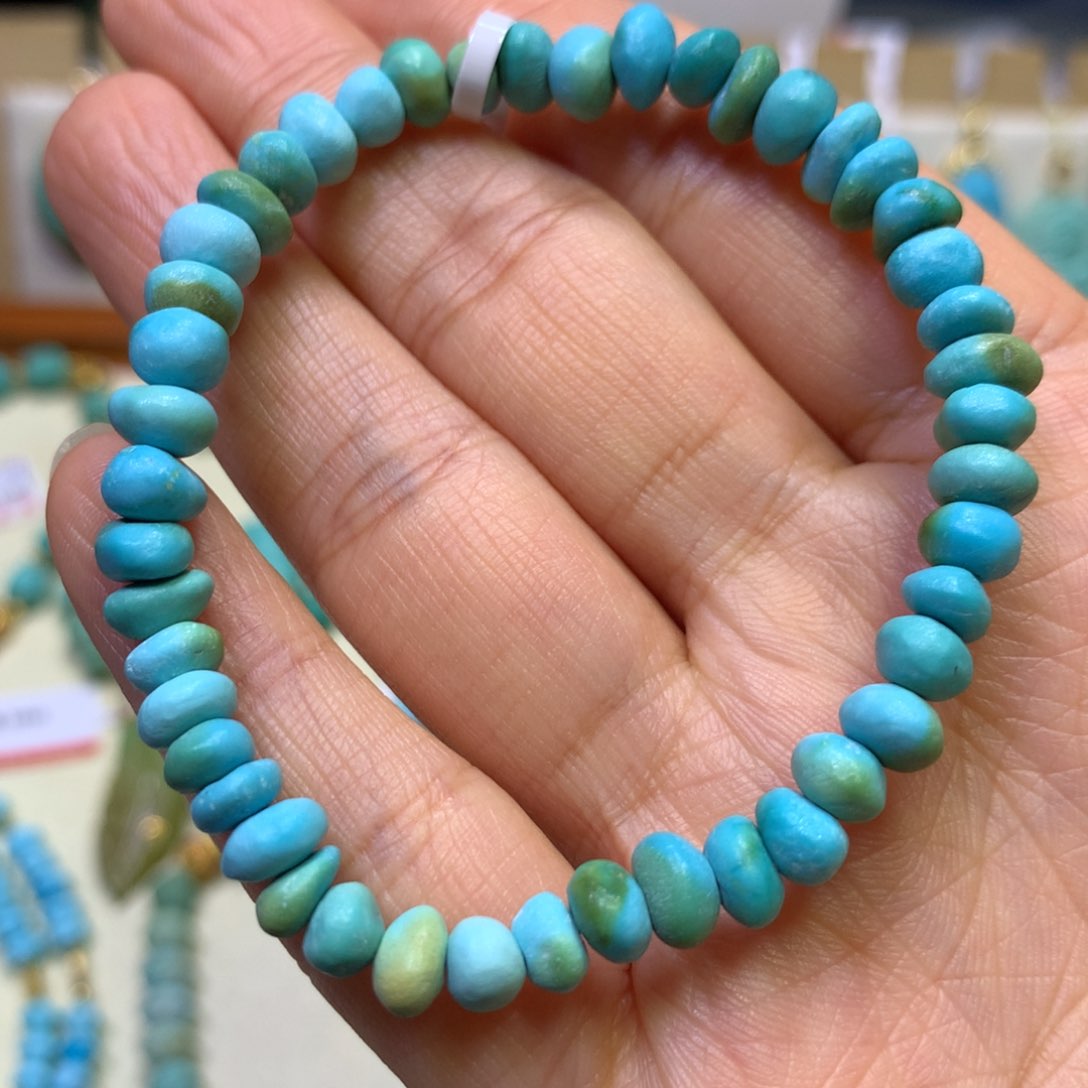 绿松石手串未镶嵌