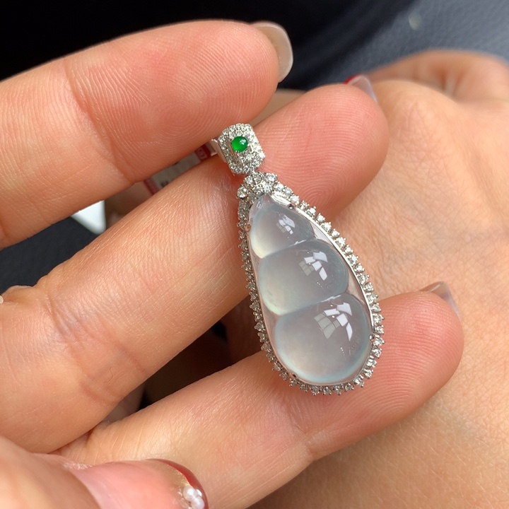 翡翠吊坠(不含链)18K金镶嵌