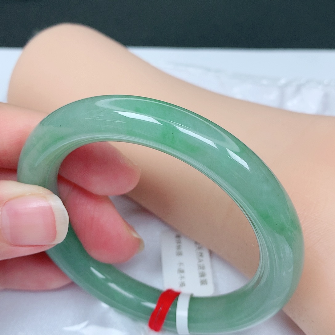 【闪购商品】翡翠手镯未镶嵌，55