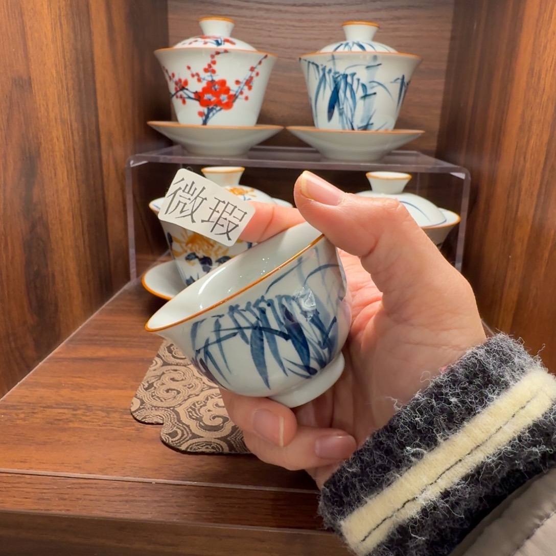 釉下手绘茶具微瑕