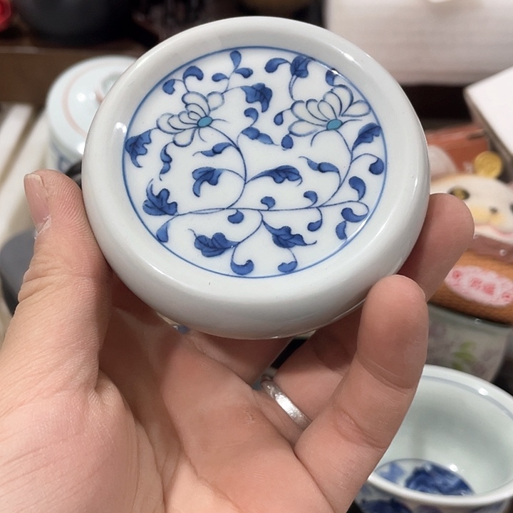 陶瓷茶具全部清清完回家过年