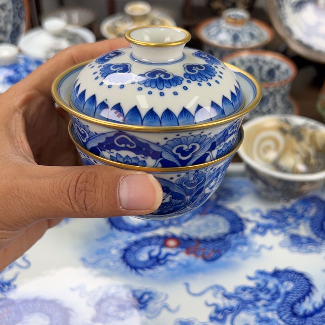 探***者景德镇手工手绘陶瓷