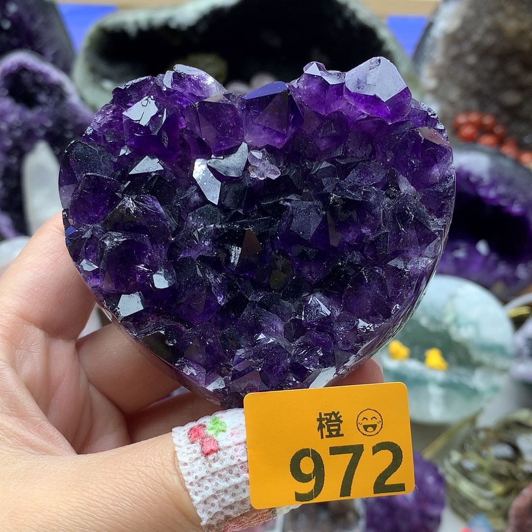 未镶嵌水晶大型摆件（非配饰）