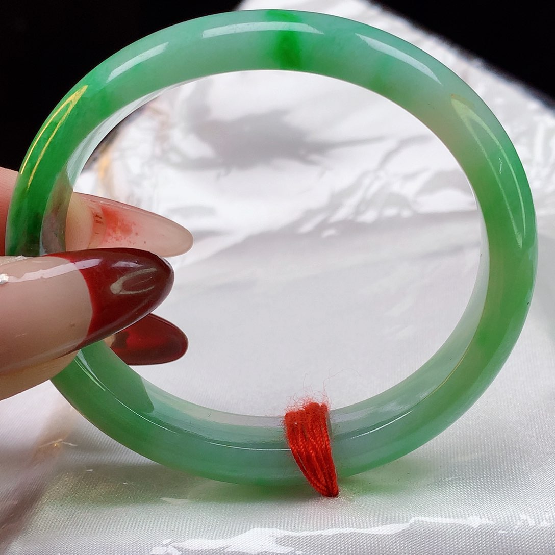 翡翠手镯未镶嵌天然翡翠8316