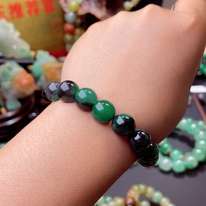 鳳***石英质玉（非洲翠）串未镶嵌