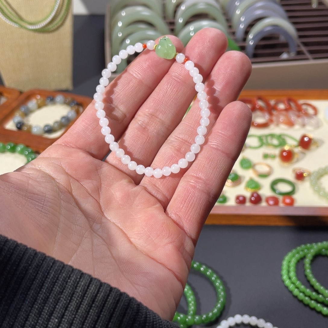 和田玉手链未镶嵌