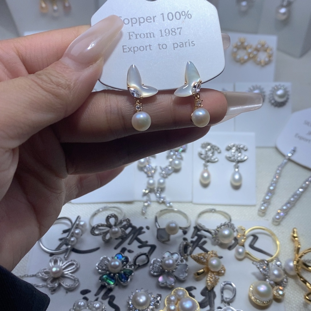 未镶嵌耳饰淡水珍珠