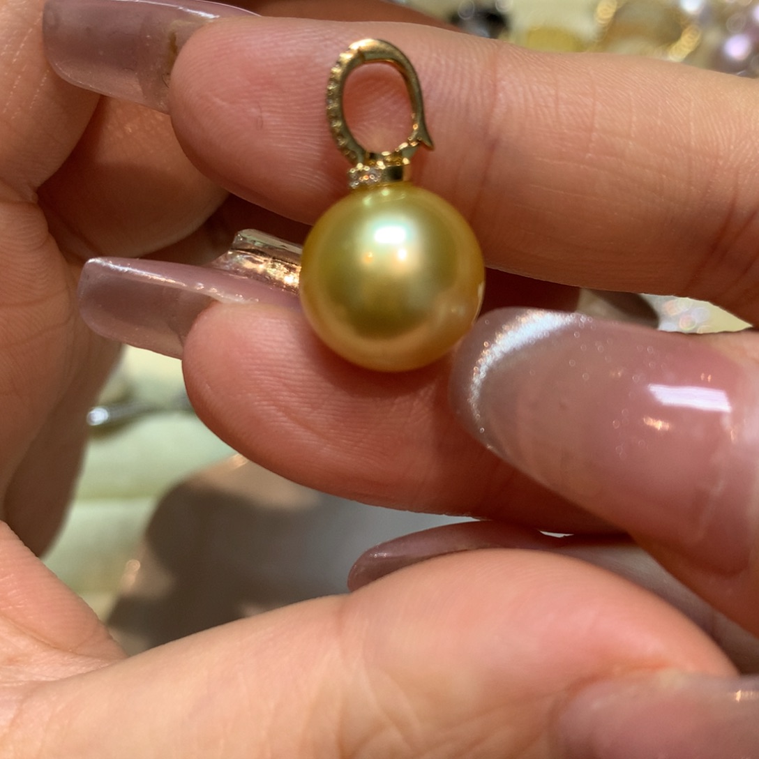 海水珍珠颈饰18K金镶嵌