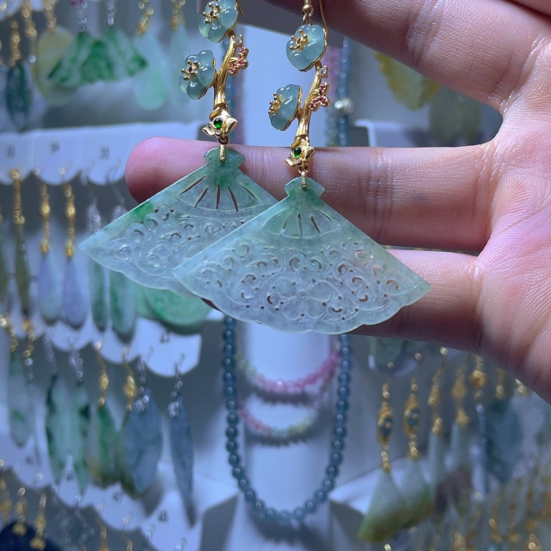 翡翠未镶嵌耳饰翡翠