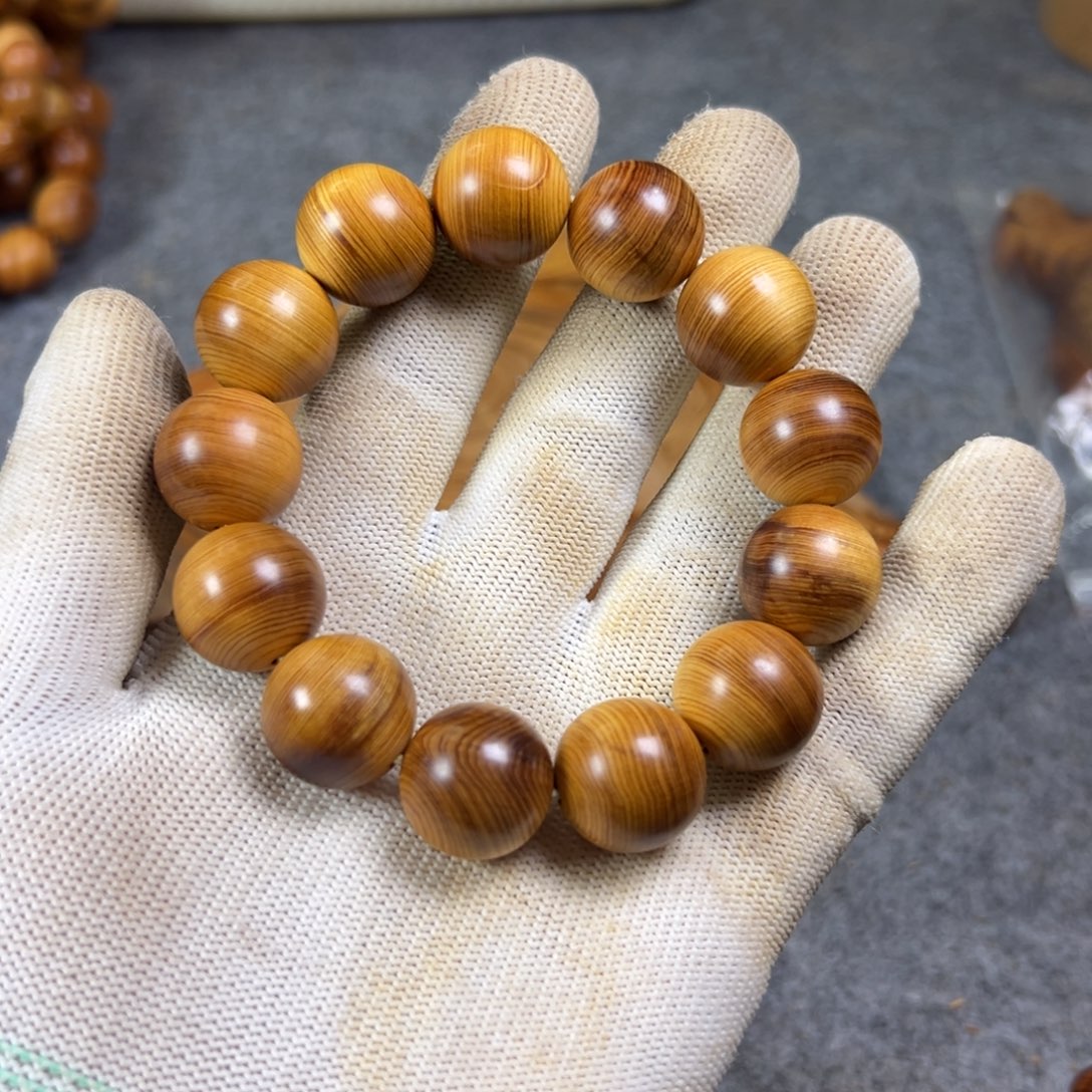 c***m柏木（崖柏）太行陈化瑕疵1.8