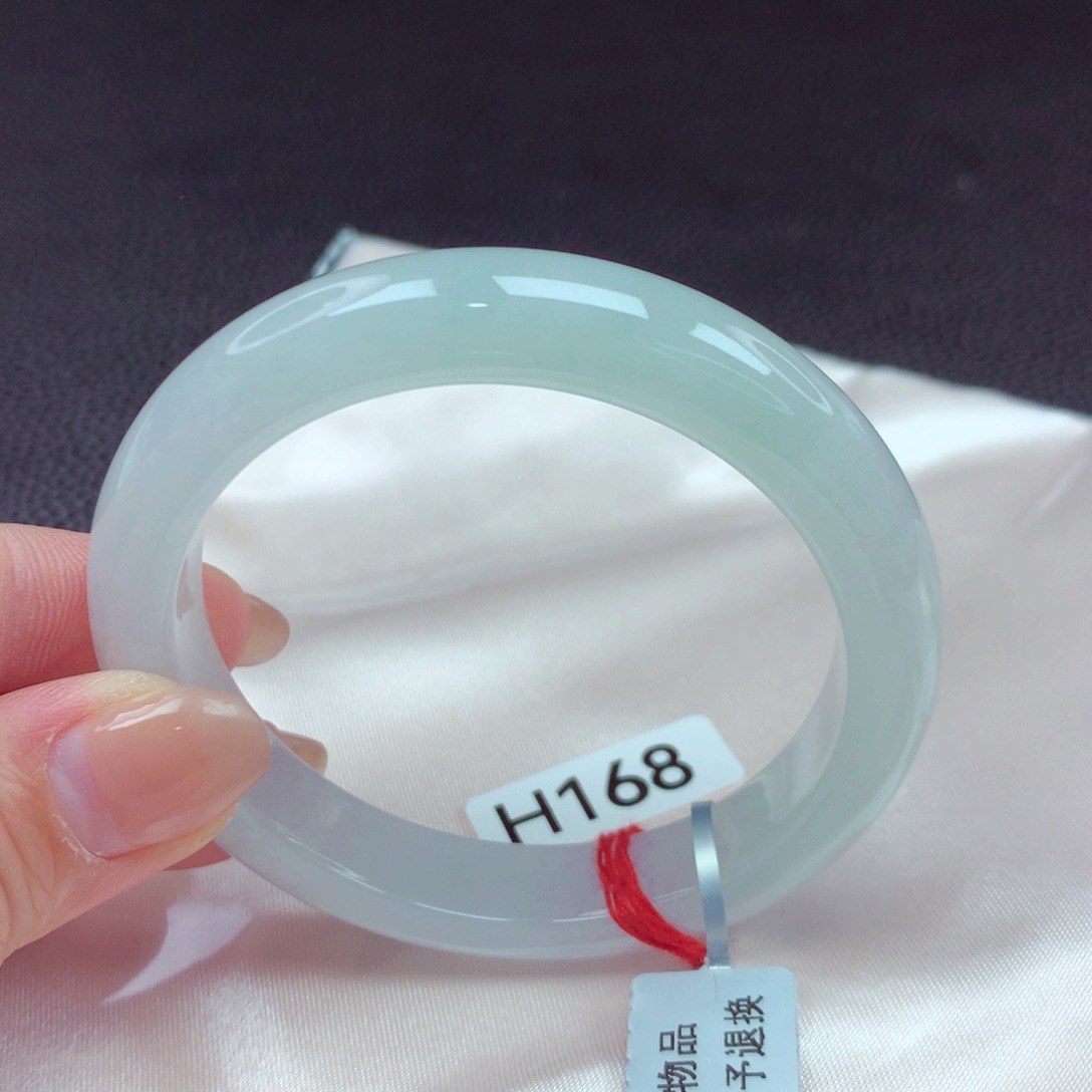 翡翠手镯未镶嵌手镯88