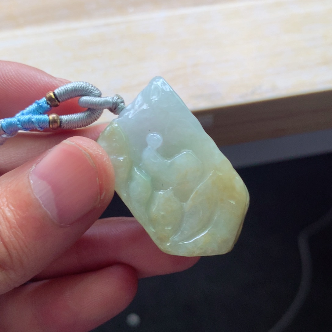 翡翠颈饰未镶嵌吊坠