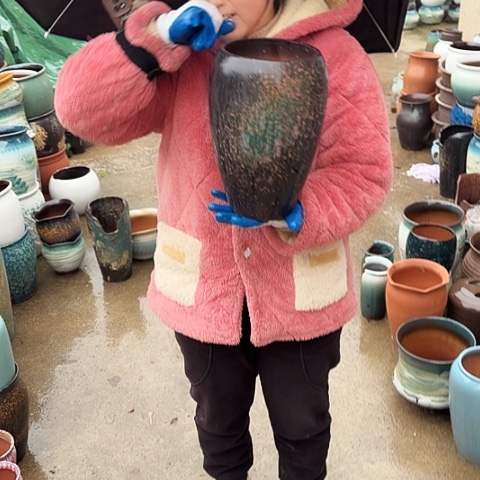 口15高27瑕疵盆子。