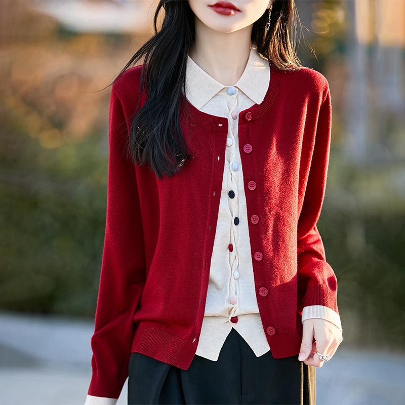 高阶感满满~复古包扣POLO领精纺羊毛针织开衫