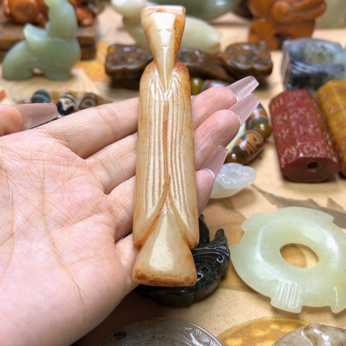 【闪购商品】蛇纹石玉颈饰未镶嵌