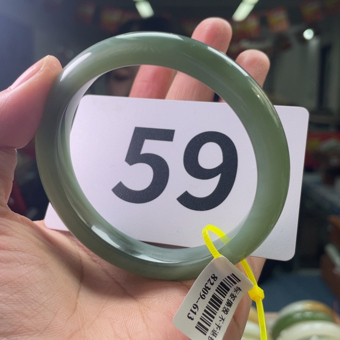 【闪购商品】和田玉手镯未镶嵌