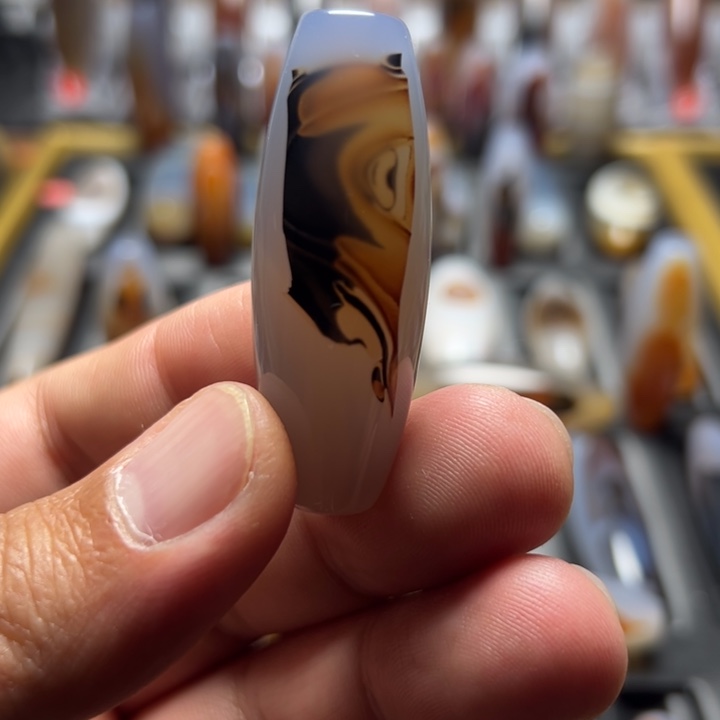 玛瑙/玉髓未镶嵌颈饰