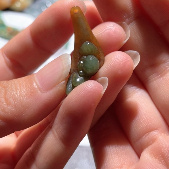 翡翠未镶嵌颈饰天然