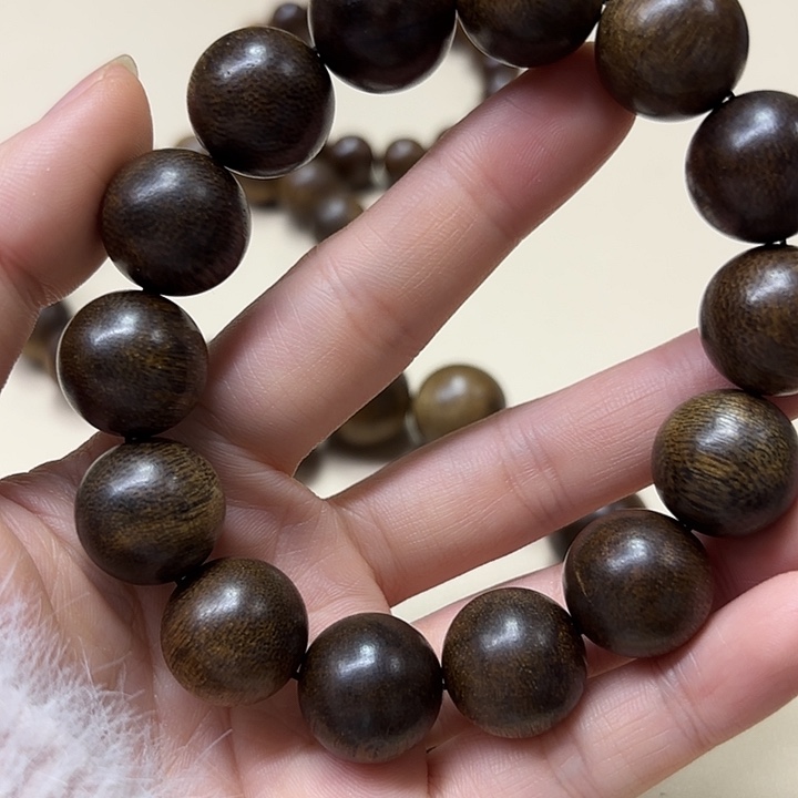 老***盈沉香手串沉香手串16