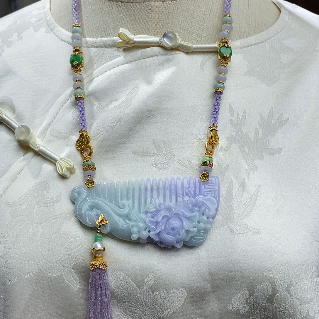 翡翠颈饰未镶嵌天然