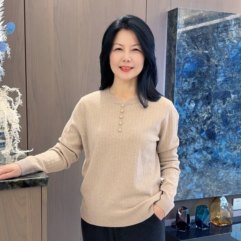 时尚宽松型中老年女装百搭毛衣长袖女士纯色显瘦洋气羊毛衫4523