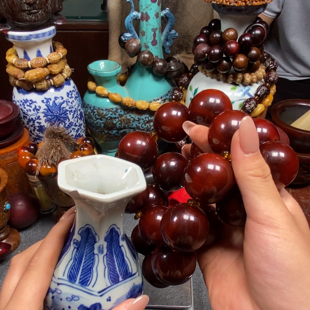 主播的时候就会有一个人在