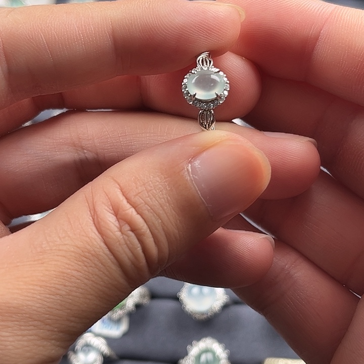 翡翠银S925镶嵌戒指缅甸A货翡翠