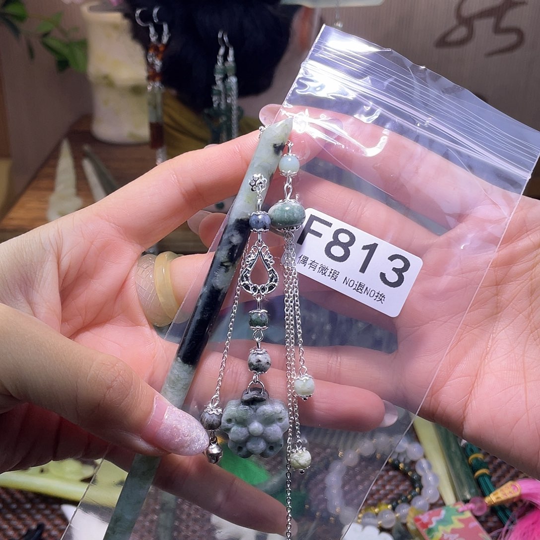 蛇纹石玉发饰合金快*兔