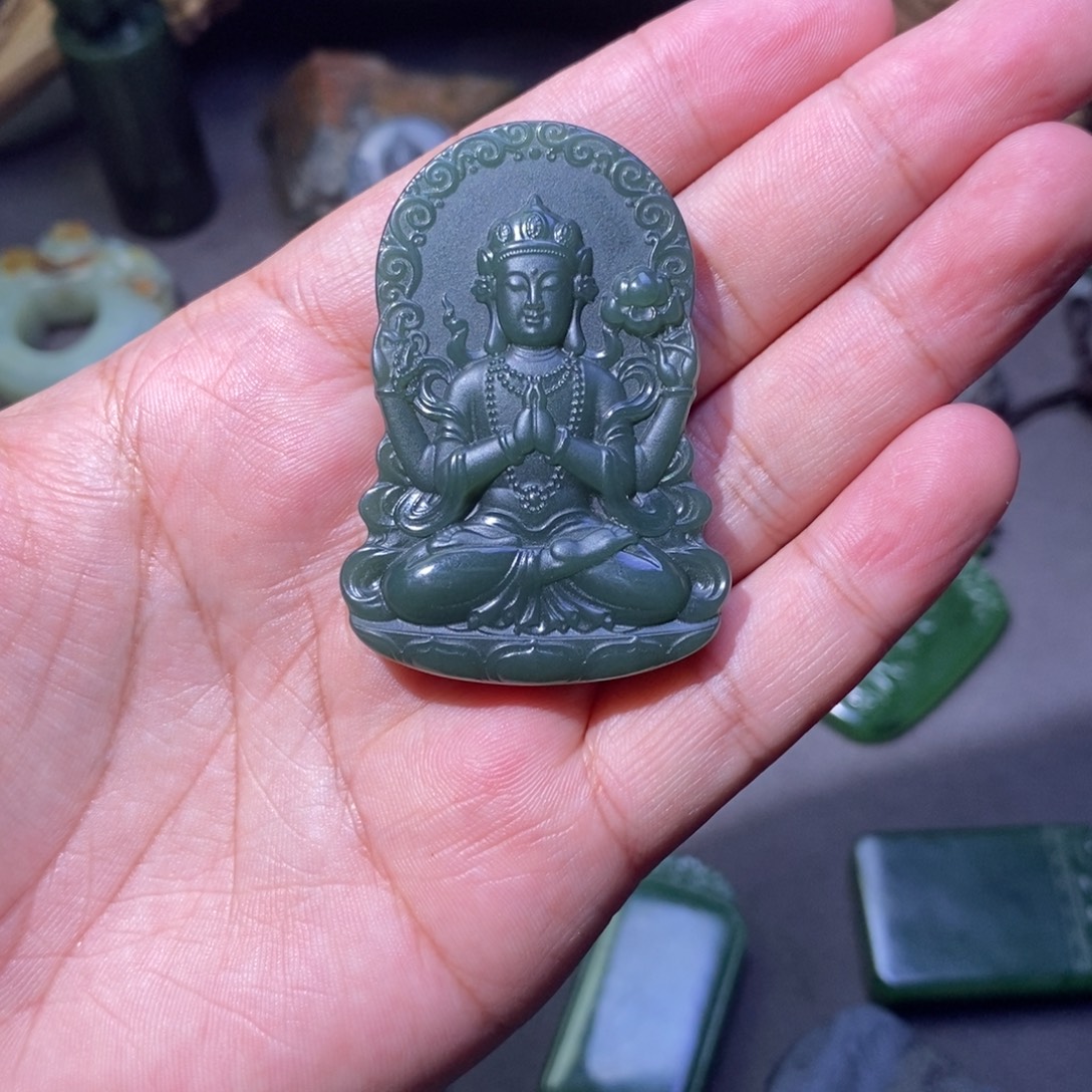 和田玉未镶嵌颈饰