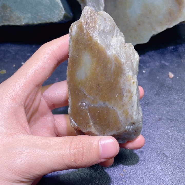 和田玉（糖玉）未镶嵌珠宝半成品