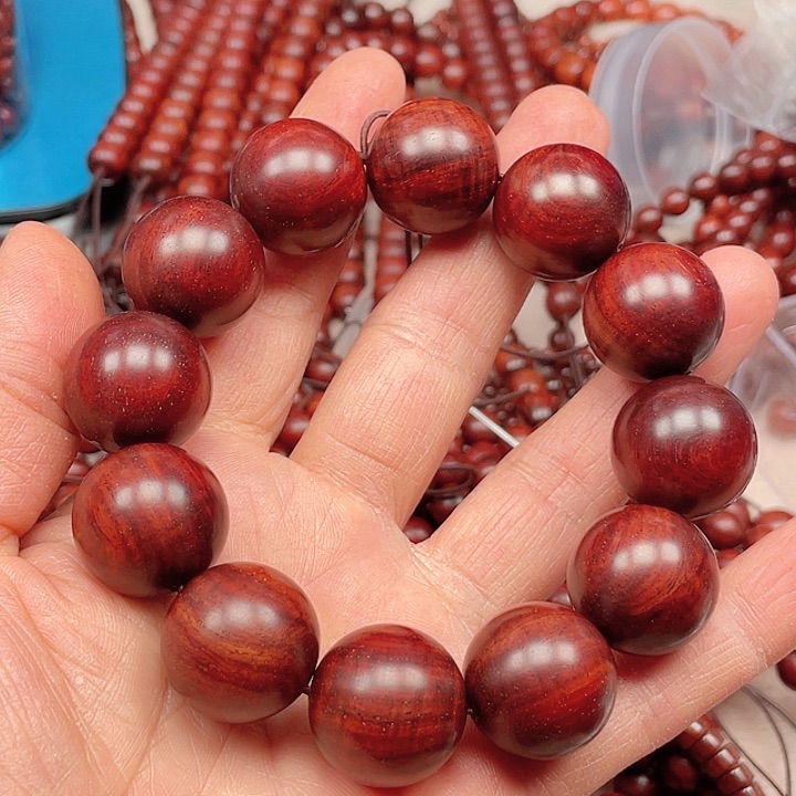 小叶紫檀手串/手链红****鱼