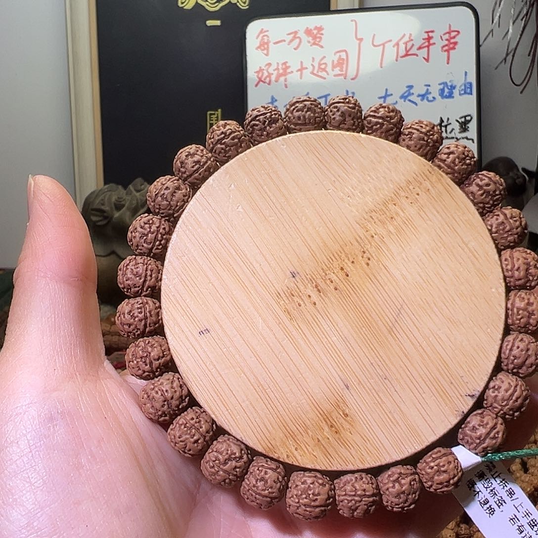 林***子手串金刚菩提老树王系列10MM手持