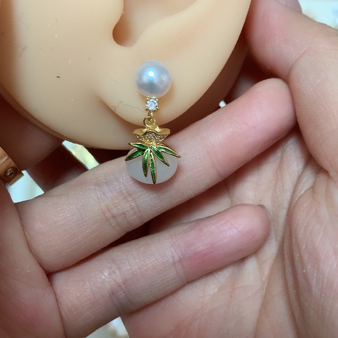 淡水珍珠耳饰合金