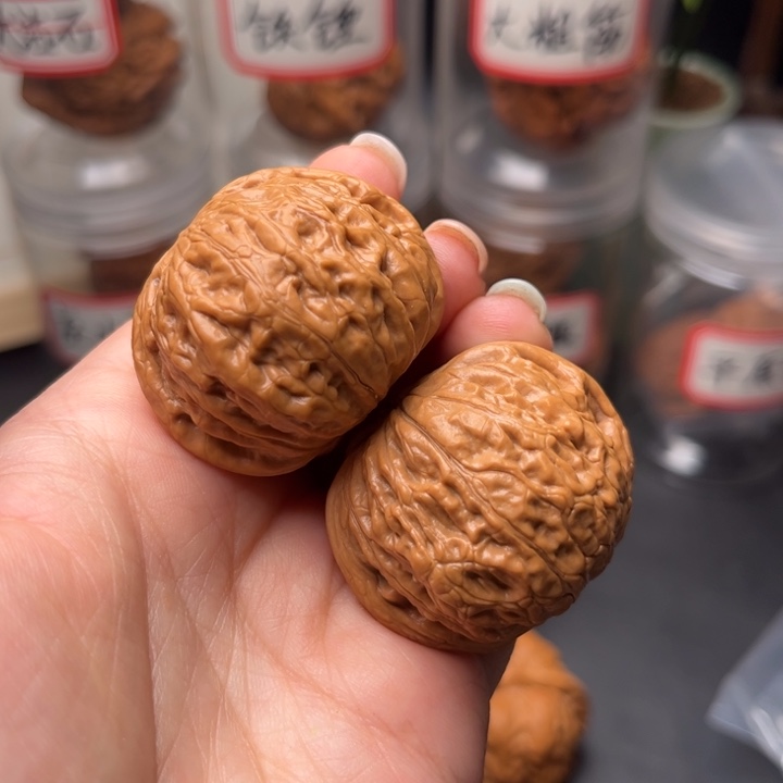 文玩核桃把件铁锤