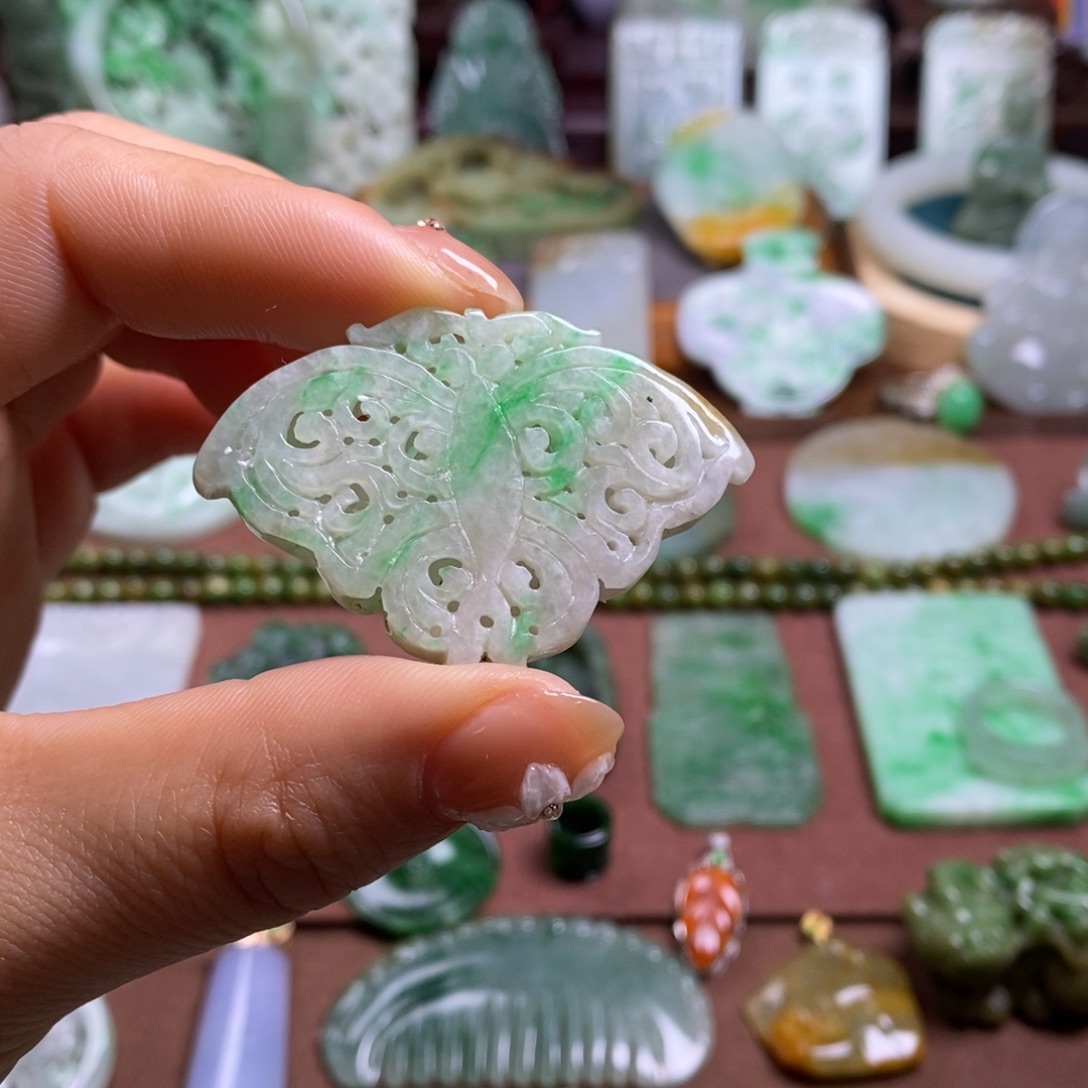 翡翠未镶嵌挂件11111111111111