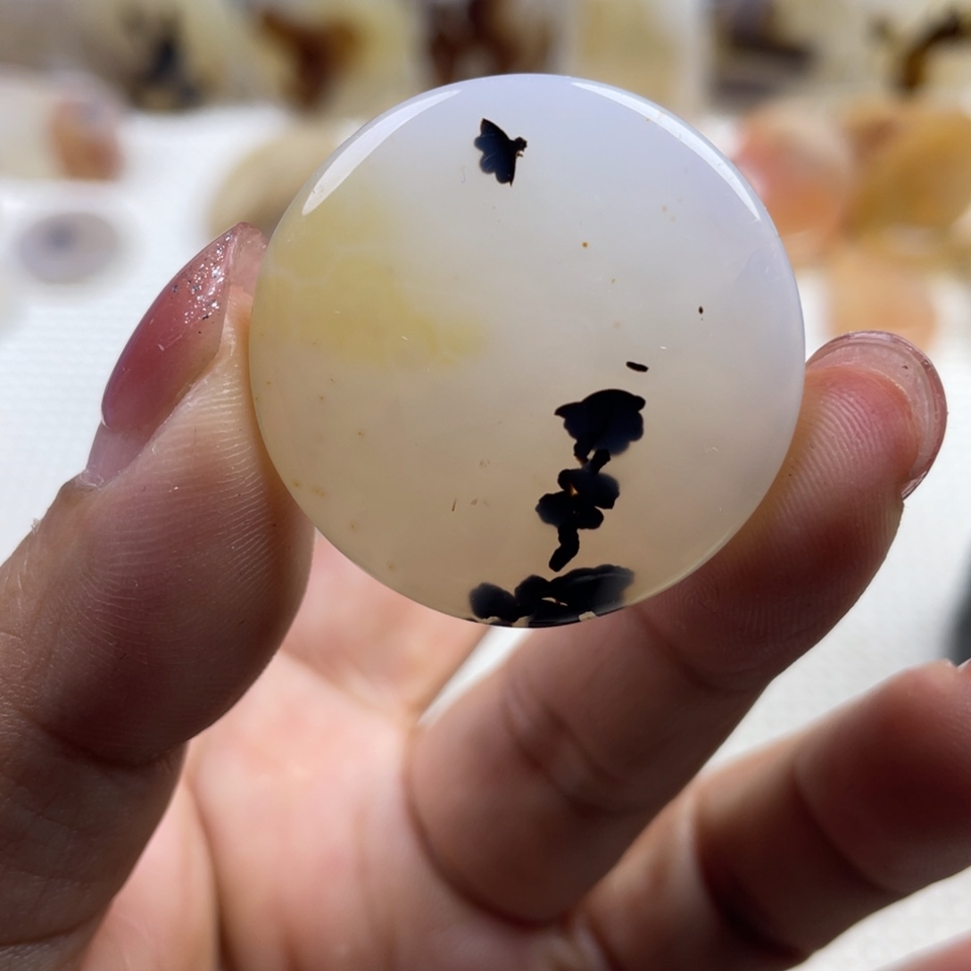 玛瑙/玉髓未镶嵌颈饰