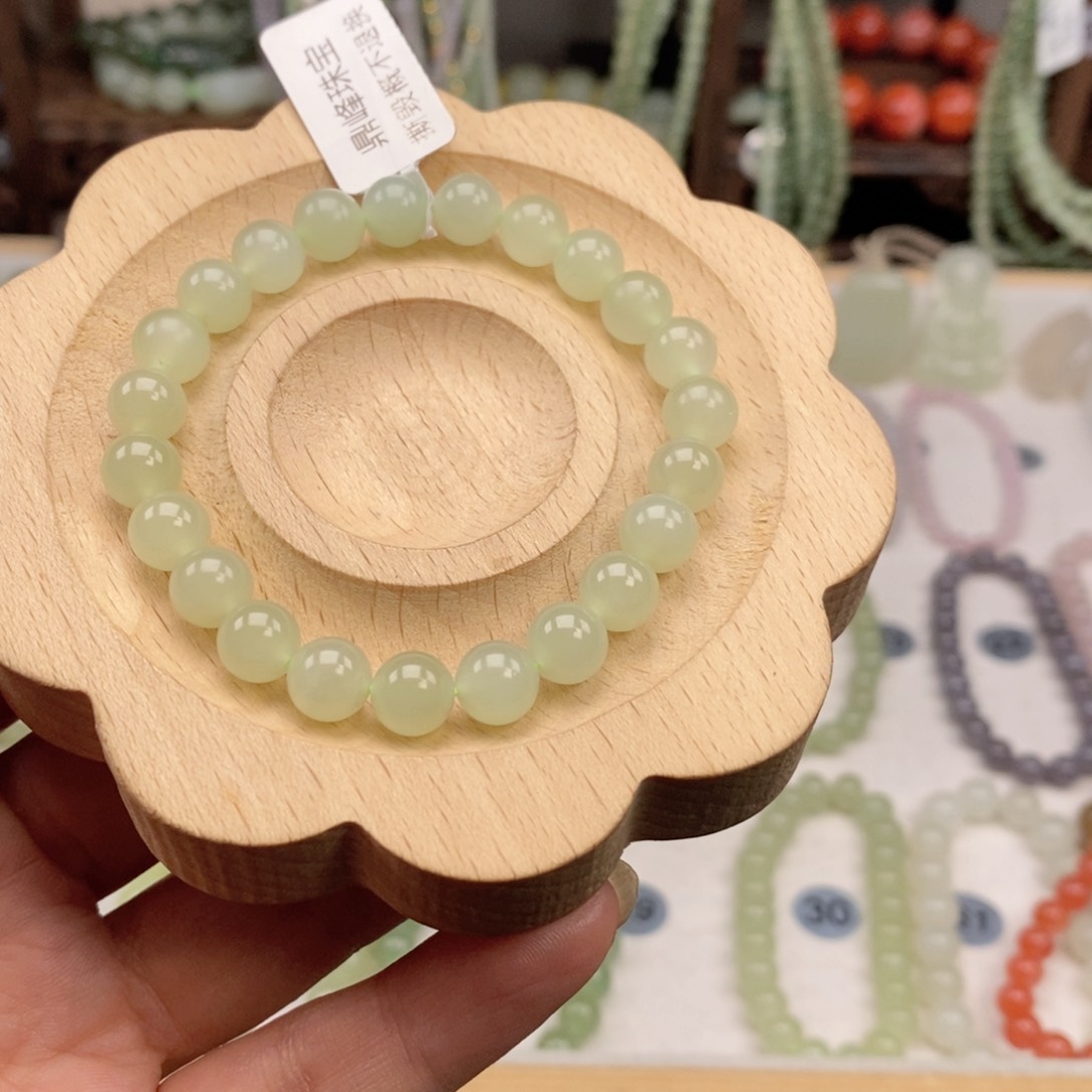 和田玉手链未镶嵌k****i微瑕