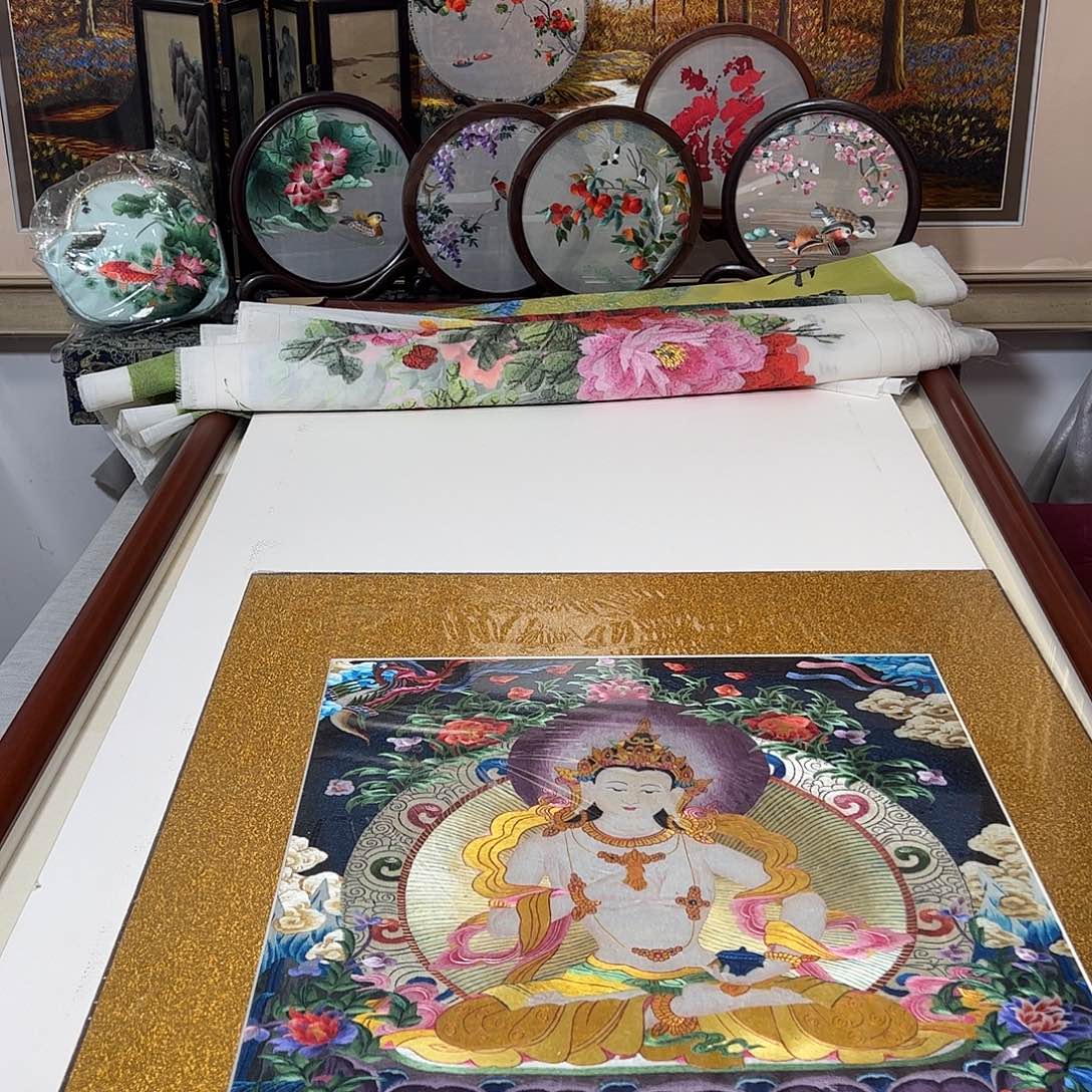 奥***哥刺绣纯手工刺绣画