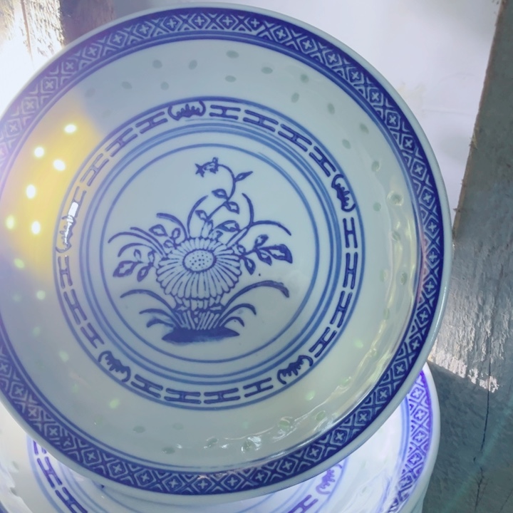 青花玲珑7寸窝盘兰花