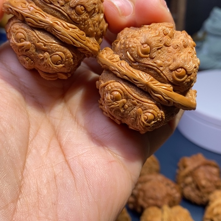 阿***绅核桃手串/手链金蟾42