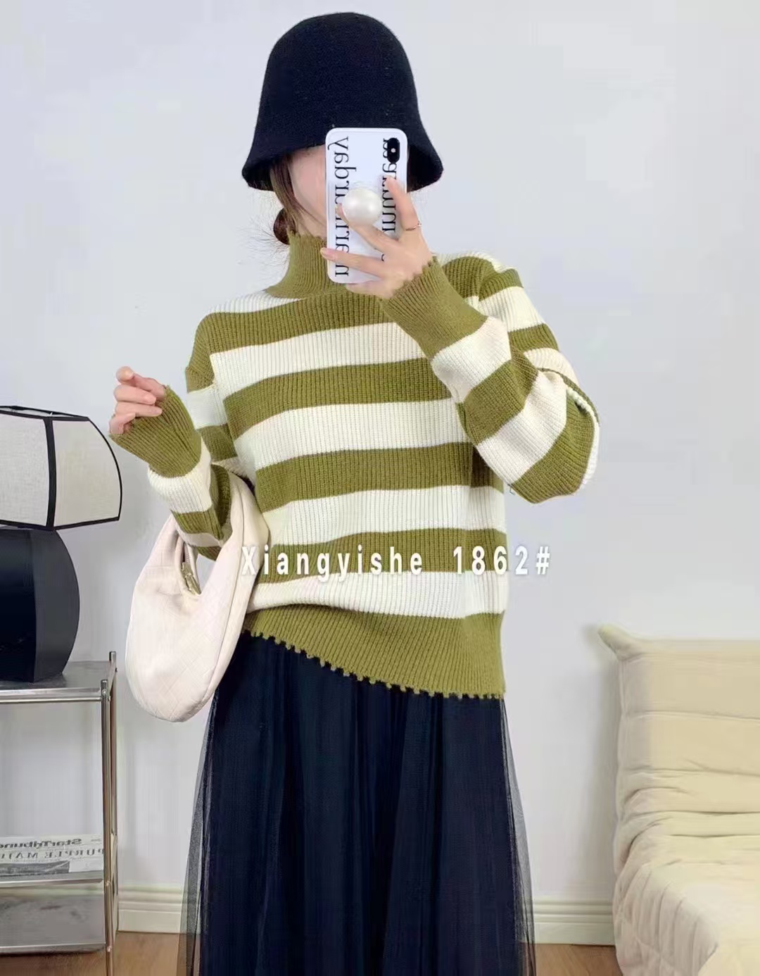 毛衣百搭女士长袖秋冬宽松女装拼色休闲时尚黑白套头秋季圆领上衣