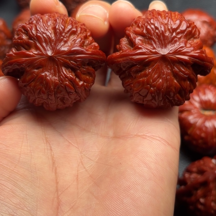 文玩核桃吊坠磨盘